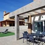 Domicil De Luxe Вилла Торевьиа
