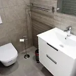 Domicil De Luxe Торевьиа
